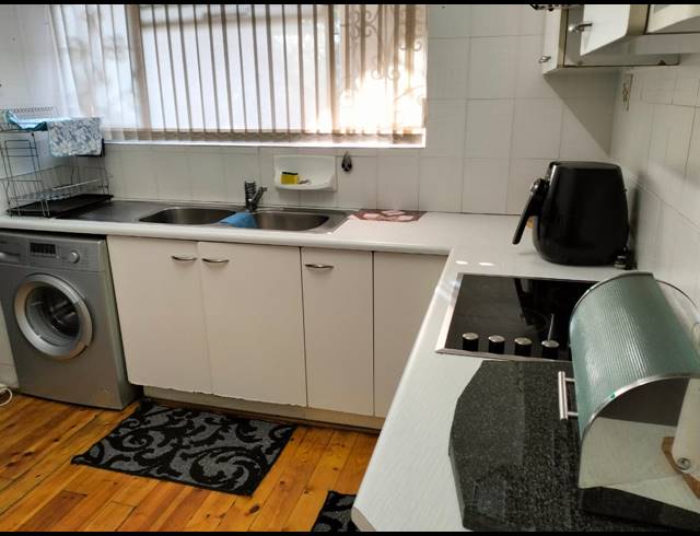 2 BEDROOM FLAT FOR SALE IN PELHAM
